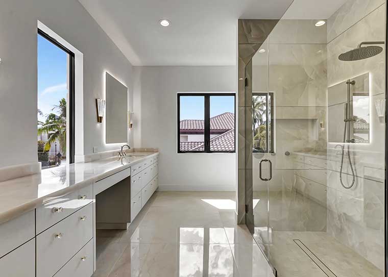 Frameless glass shower enclosure by RG Glass